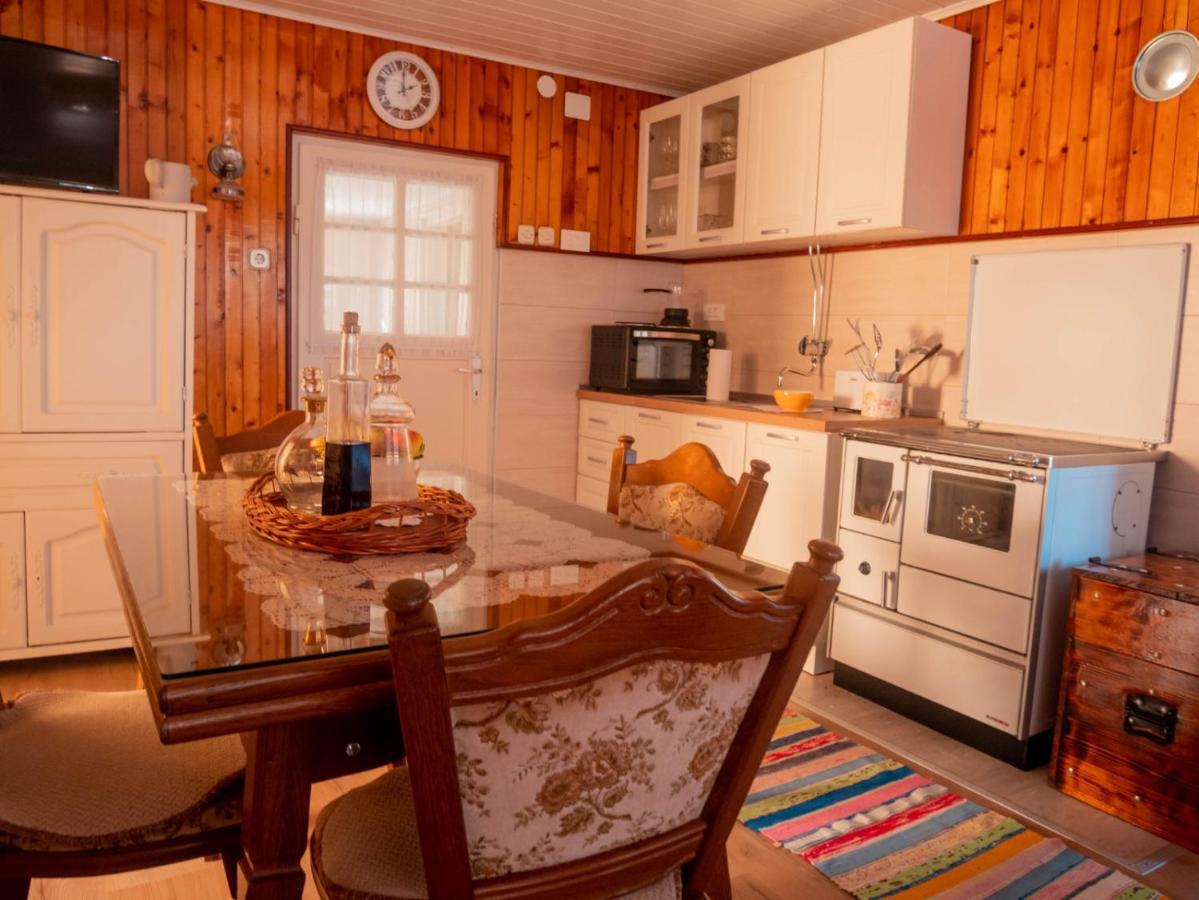 Holiday House Rukavina Donje Pazariste Exterior photo